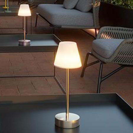 Akku TISCHLAMPE LOLA SLIM 30 mit Berührungssensor New Garden brass grau